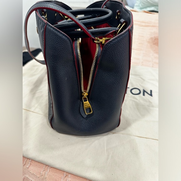 💙BLUE EMPREINTE💙Louis Vuitton Montaigne empreinte with strap - Picture 12 of 15